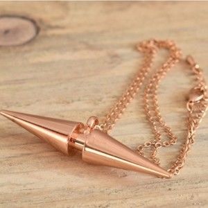 Delicate Rose Gold Plated 1.5mm flat cable chain anvil pendant 17 1/8" NWOT